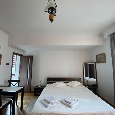 בוקרשט Dinamic Studio Old Town מראה חיצוני תמונה