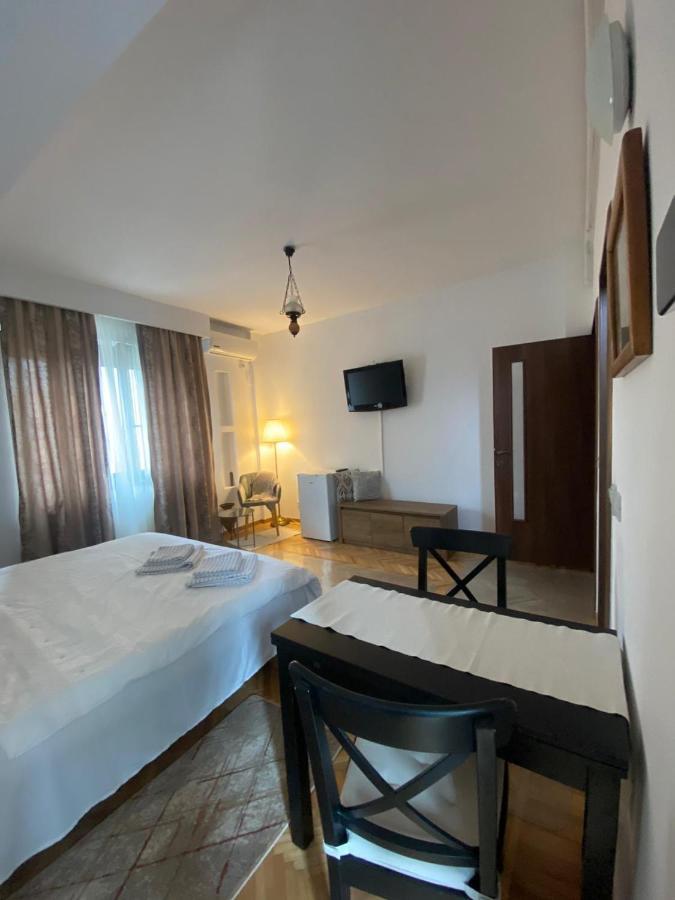בוקרשט Dinamic Studio Old Town מראה חיצוני תמונה